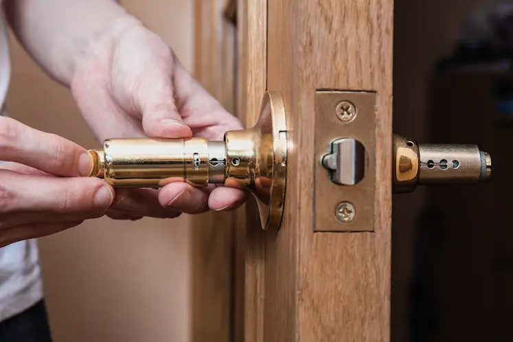 Local emergency locksmith on call-out in Wolverhampton