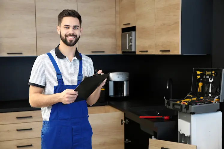 Local tradesperson visiting a property in Nottingham